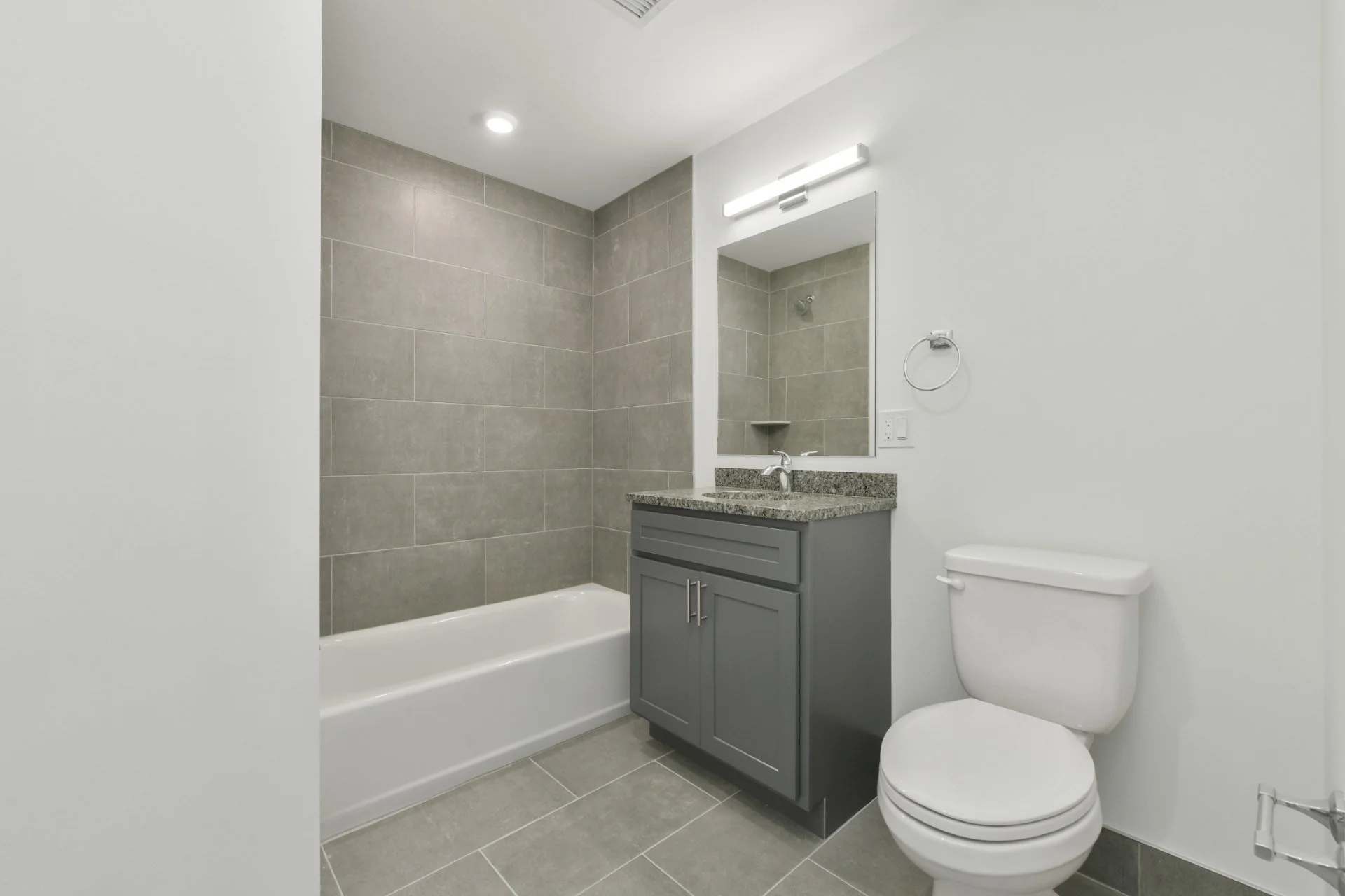 2 bed, 1 bath apartment for rent at 585 Essex St Unit 718, Lynn — photo 6 of 29