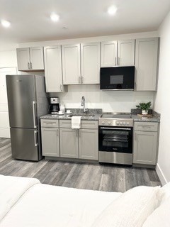 Studio bed, 1 bath apartment for rent at 585 Essex St Unit 726, Lynn — photo 6 of 31