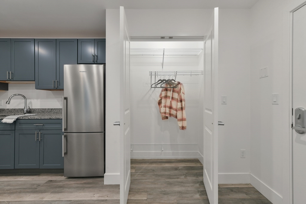 Studio bed, 1 bath apartment for rent at 585 Essex St Unit 726, Lynn — photo 14 of 31