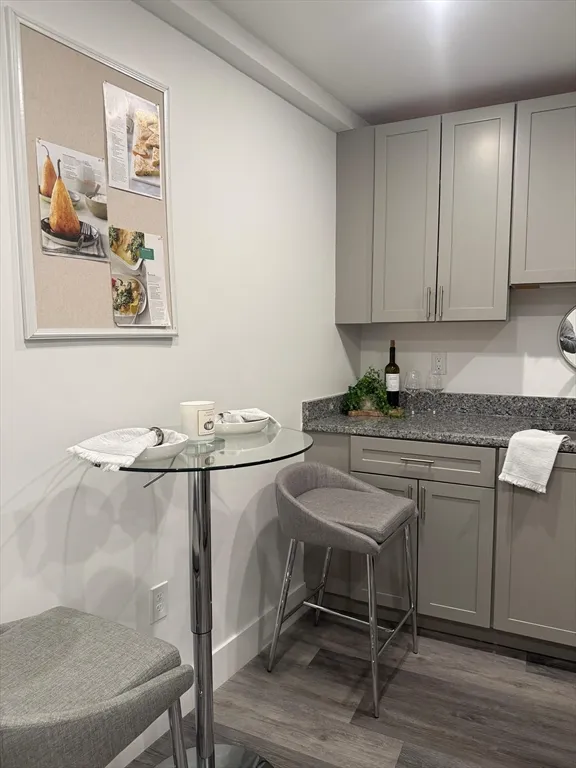 Studio bed, 1 bath apartment for rent at 585 Essex St Unit PH 519, Lynn — photo 4 of 19