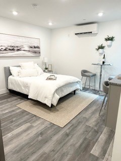 Studio bed, 1 bath apartment for rent at 585 Essex St Unit PH 725, Lynn — photo 5 of 28