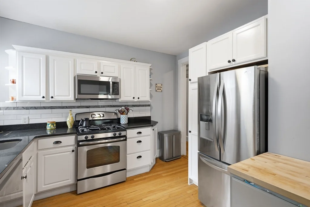 3 bed, 1 bath apartment for rent at 585 Franklin St Unit 6, Melrose — photo 13 of 31