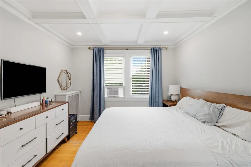 3 bed, 1 bath apartment for rent at 585 Franklin St Unit 6, Melrose — photo 17 of 31