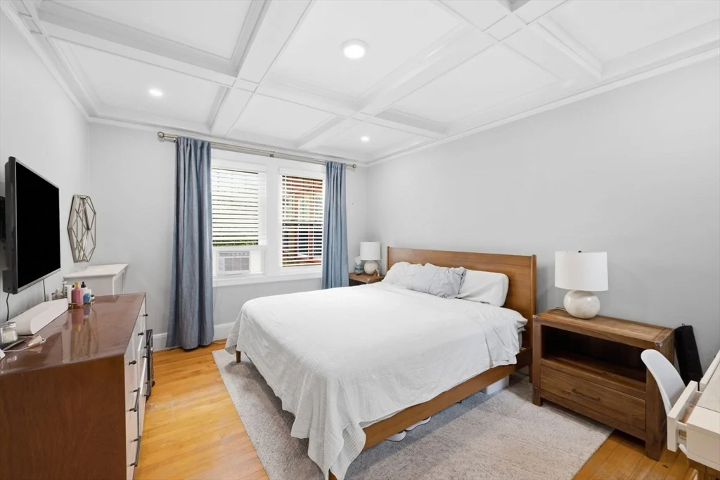 3 bed, 1 bath apartment for rent at 585 Franklin St Unit 6, Melrose — photo 16 of 31