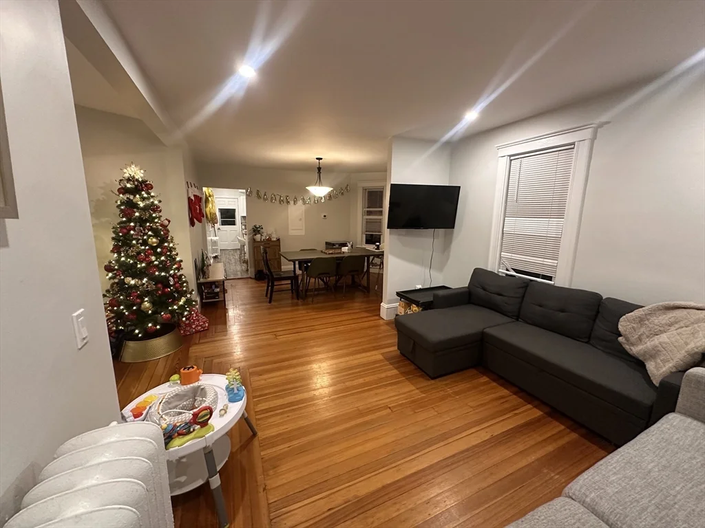 3 bed, 1 bath apartment for rent at 585 Main St Unit -, Watertown — photo 2 of 29
