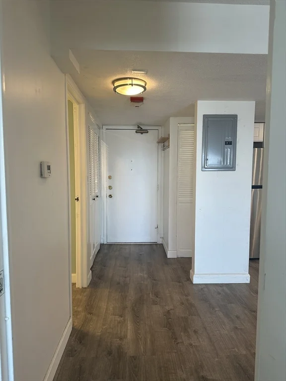 1 bed, 1 bath apartment for rent at 585 Revere Beach Pkwy Unit 309, Revere — photo 9 of 12