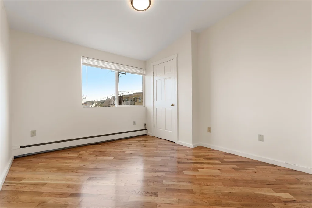 3 bed, 2 bath apartment for rent at 585 Shirley St Unit 1, Winthrop — photo 12 of 20