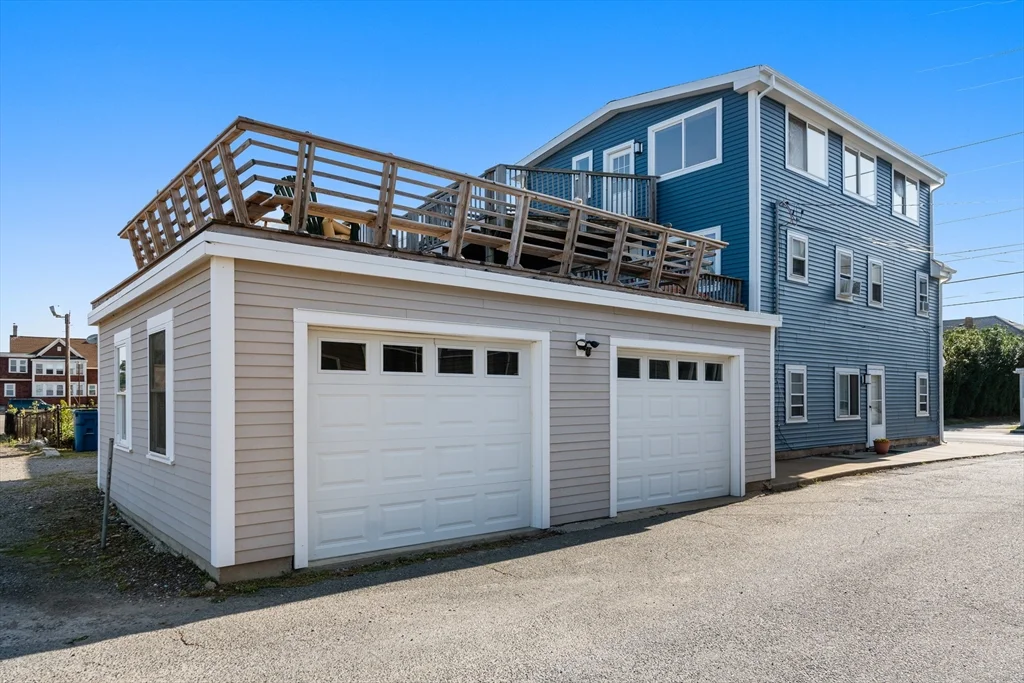 3 bed, 2 bath apartment for rent at 585 Shirley St Unit 1, Winthrop — photo 18 of 20