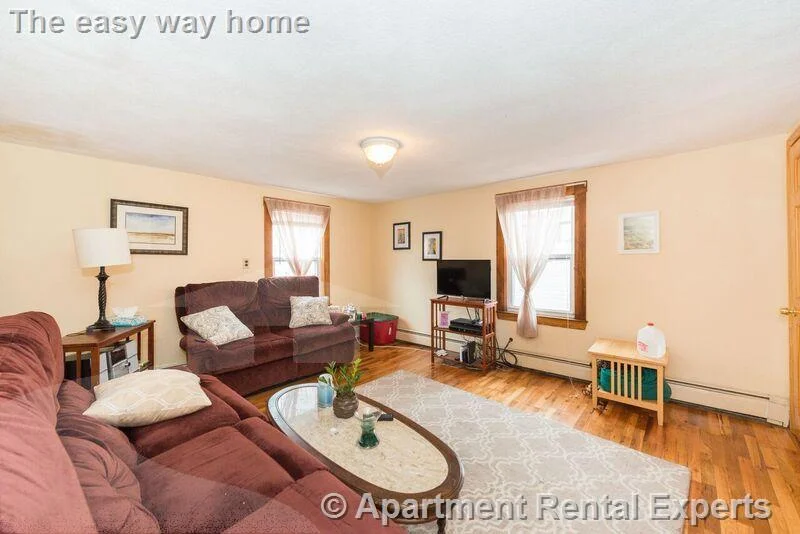 4 bed, 1 bath apartment for rent at 585 Somerville Ave Unit A-1, Porter Square — photo 2 of 6