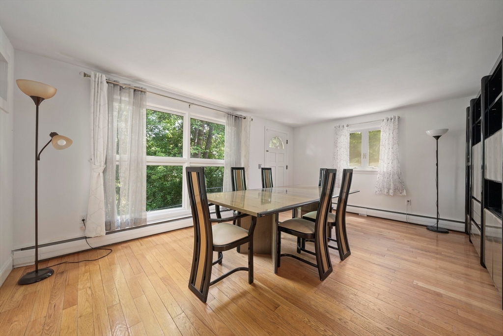 4 bed, 2 bath apartment for rent at 585 Washington St, Franklin — photo 9 of 39