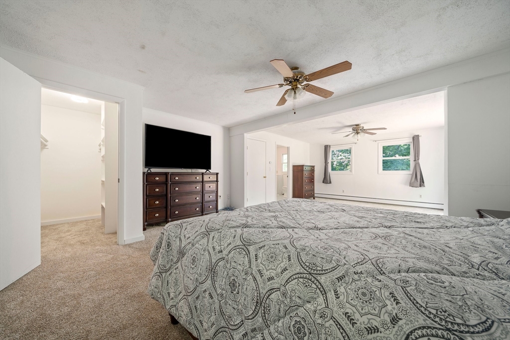 4 bed, 2 bath apartment for rent at 585 Washington St, Franklin — photo 24 of 39