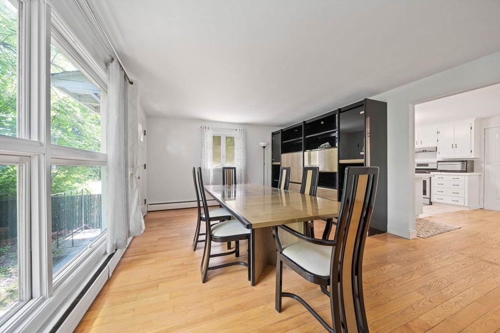 4 bed, 2 bath apartment for rent at 585 Washington St, Franklin — photo 10 of 39