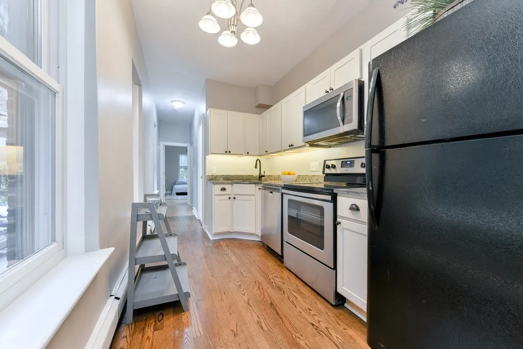4 bed, 2 bath apartment for rent at 586 Columbus Ave Unit 1, Roxbury — photo 2 of 16