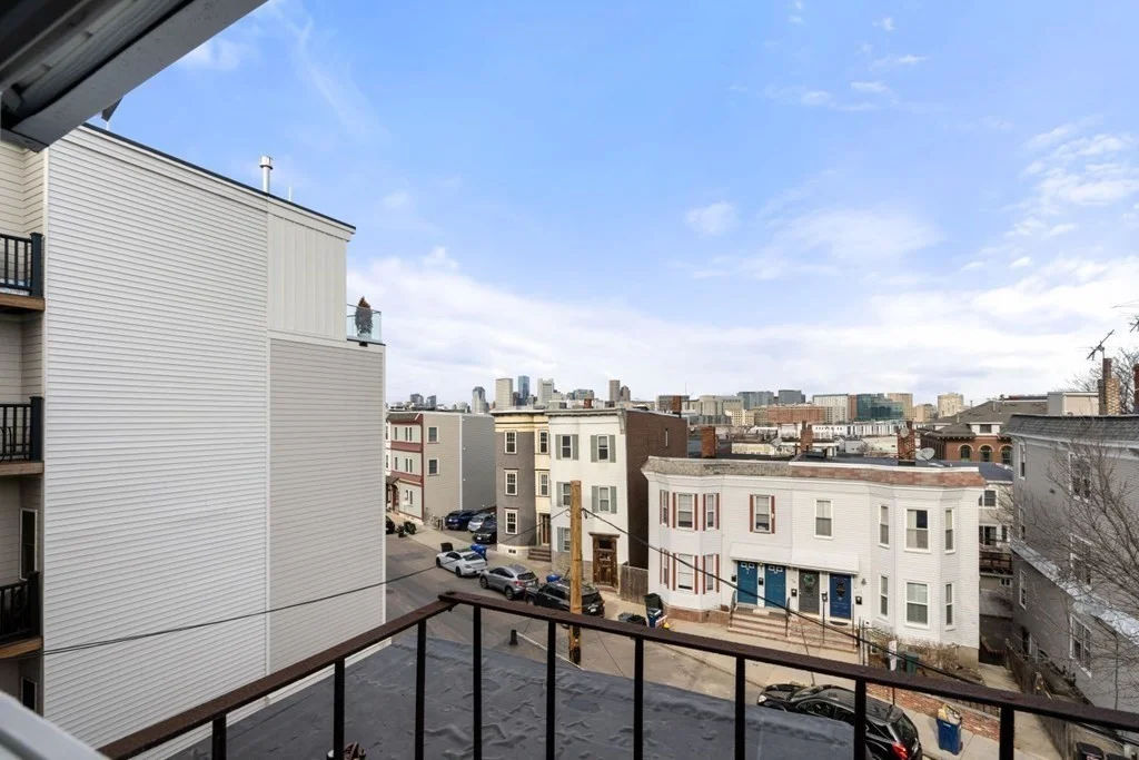 2 bed, 1 bath apartment for rent at 586 East Broadway Unit 3, Boston — photo 22 of 26