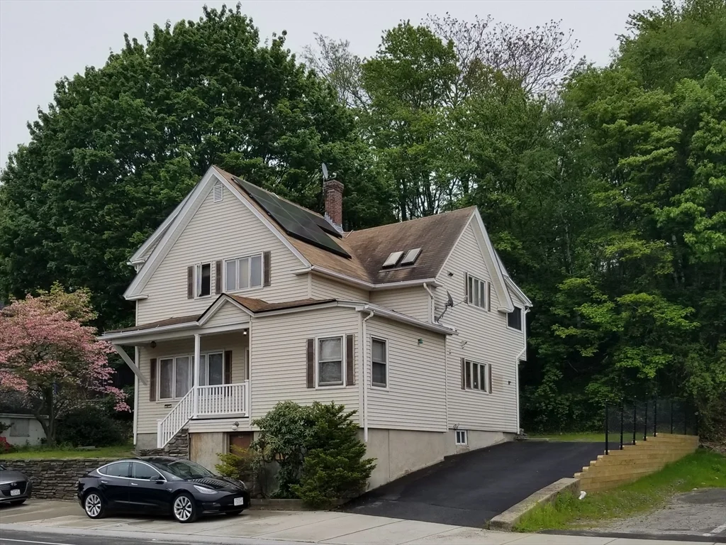 2 bed, 1 bath apartment for rent at 586 Franklin St Unit 2, Worcester — photo 9 of 9