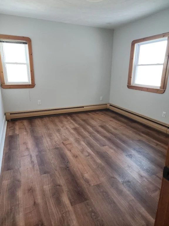 2 bed, 1 bath apartment for rent at 586 Franklin St Unit 2, Worcester — photo 4 of 9