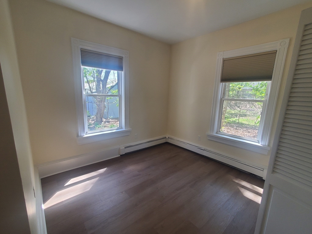 2 bed, 1 bath apartment for rent at 586 Freeport Unit 1, Dorchester — photo 10 of 16