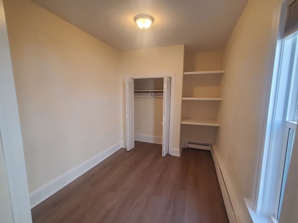 2 bed, 1 bath apartment for rent at 586 Freeport Unit 1, Dorchester — photo 11 of 16