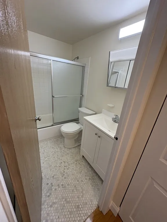 2 bed, 1 bath apartment for rent at 586 Massachusetts Ave Unit 3, South End — photo 9 of 15