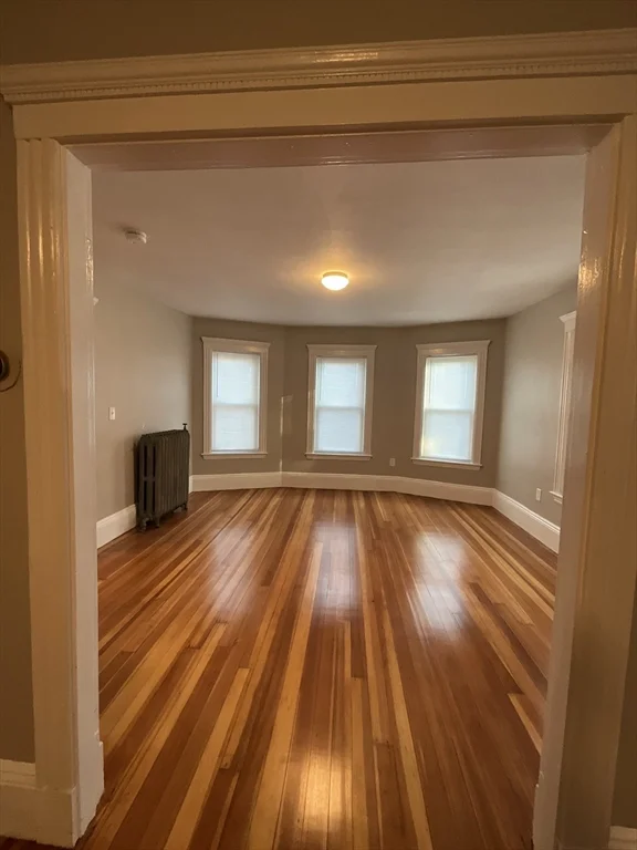 3 bed, 1 bath apartment for rent at 586 Salem St Unit 3, Malden — photo 6 of 12
