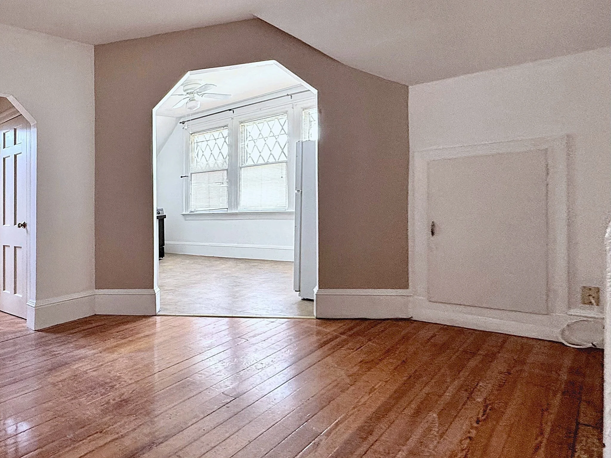 1 bed, 1 bath apartment for rent at 587 Haverhill St Unit 6, Lawrence — photo 6 of 11