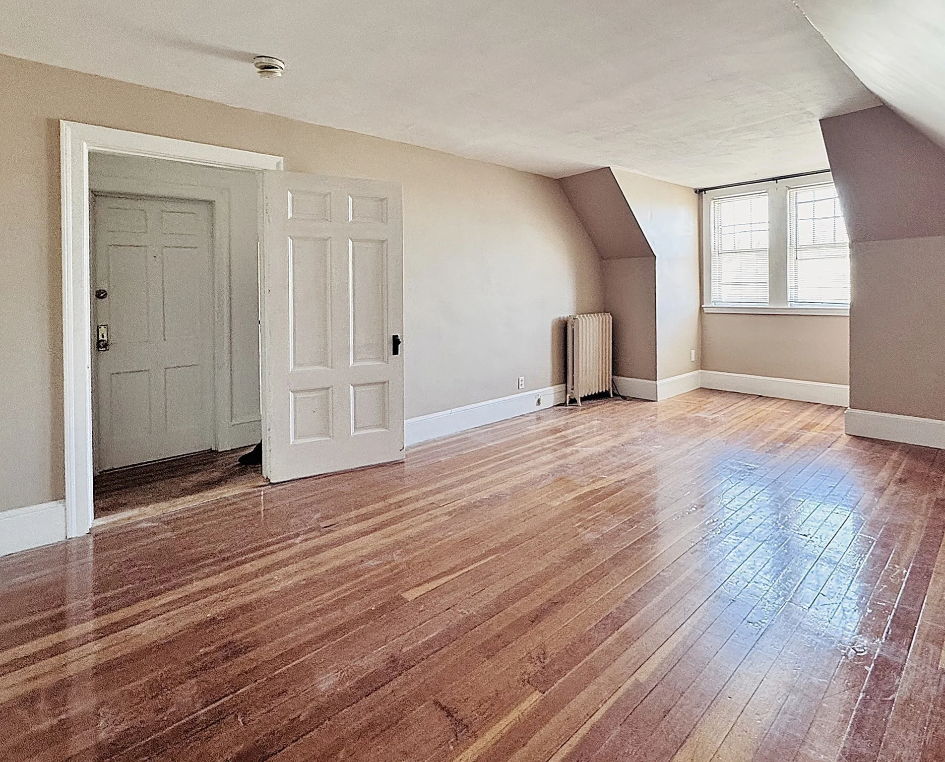 1 bed, 1 bath apartment for rent at 587 Haverhill St Unit 6, Lawrence — photo 5 of 11