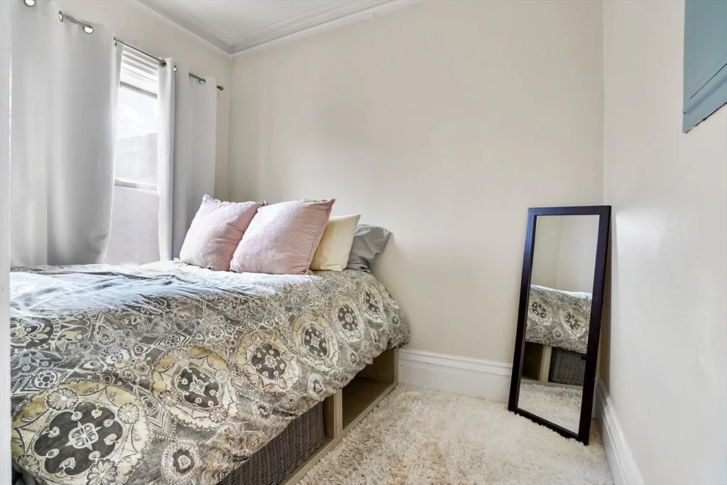 1 bed, 1 bath apartment for rent at 587 Tremont St Unit 3, South End — photo 9 of 13