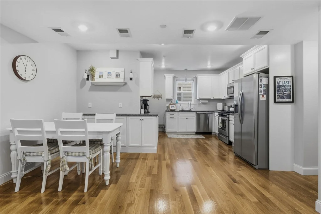 3 bed, 2 bath apartment for rent at 588 Adams Unit 2, Dorchester — photo 4 of 16
