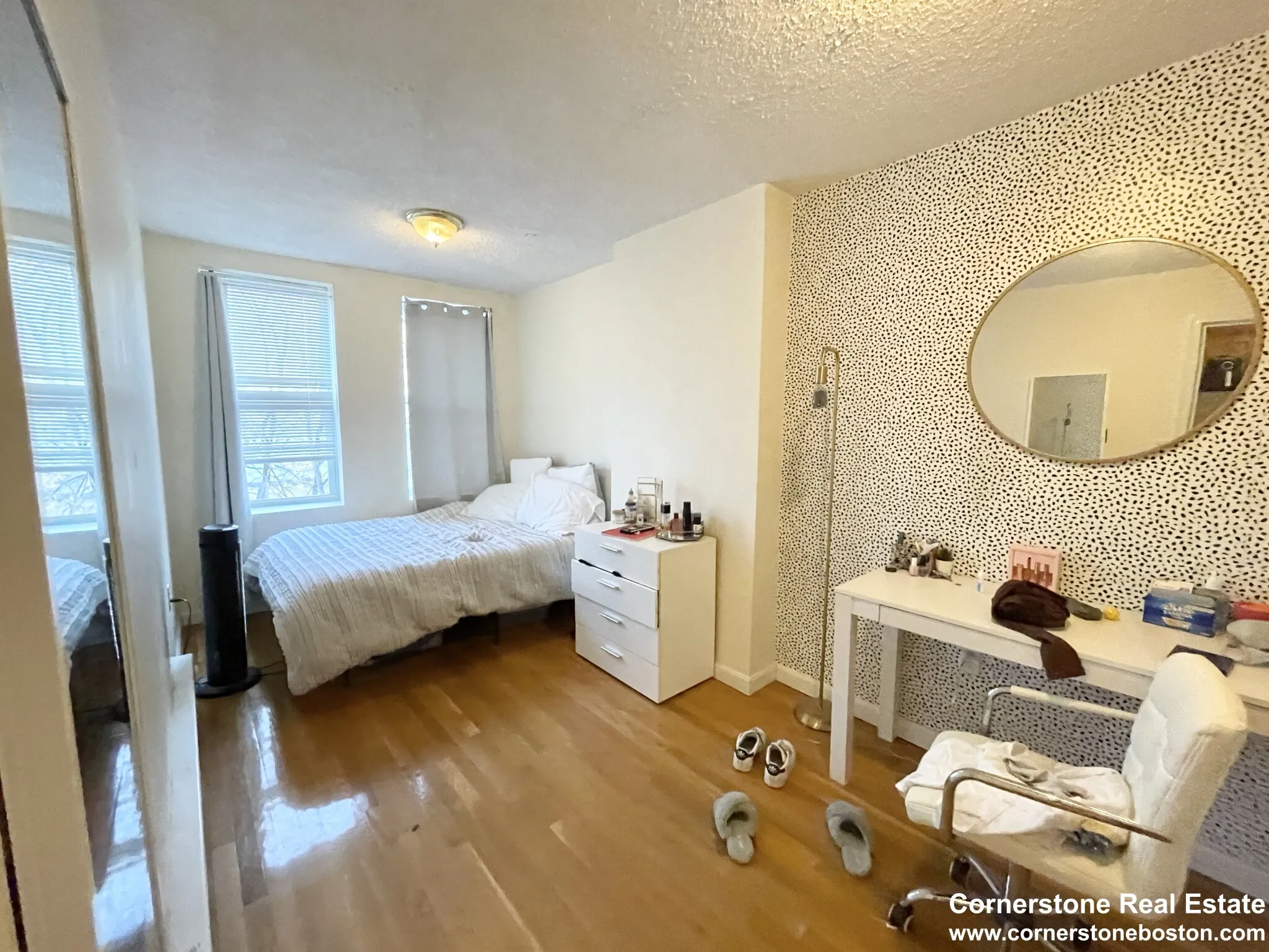 4 bed, 1 bath apartment for rent at 588 Columbus Ave Unit 4, Roxbury — photo 2 of 7