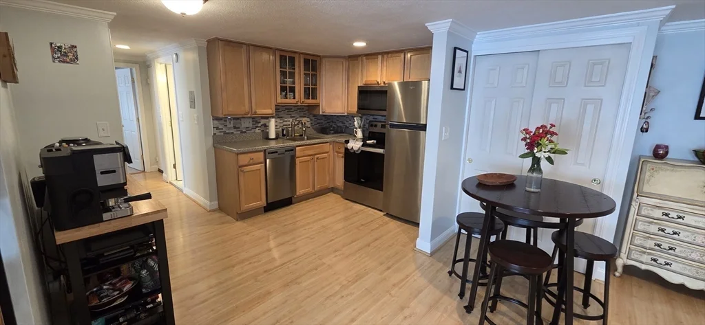 2 bed, 1 bath apartment for rent at 588 Main St Unit 1D, Stoneham — photo 5 of 13