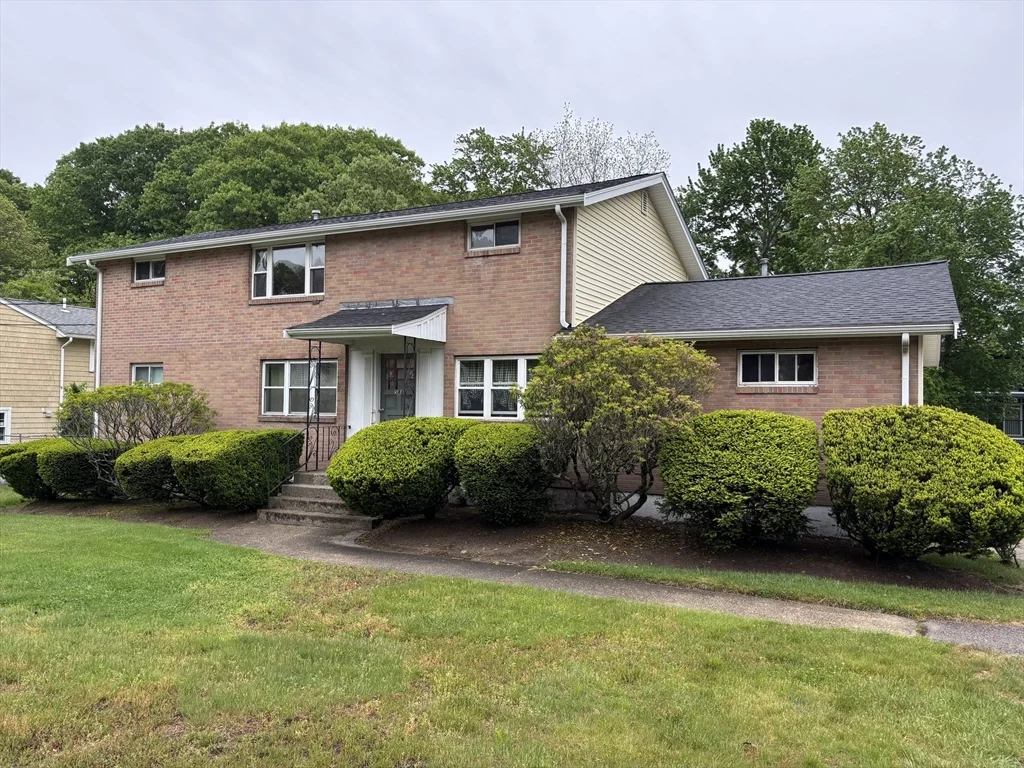2 bed, 1 bath apartment for rent at 588 Walpole St Unit 2nd fl, Norwood — photo 1 of 21