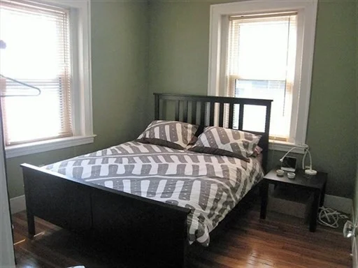 1 bed, 1 bath apartment for rent at 588 Washington St Unit 1, Coolidge Corner — photo 8 of 10