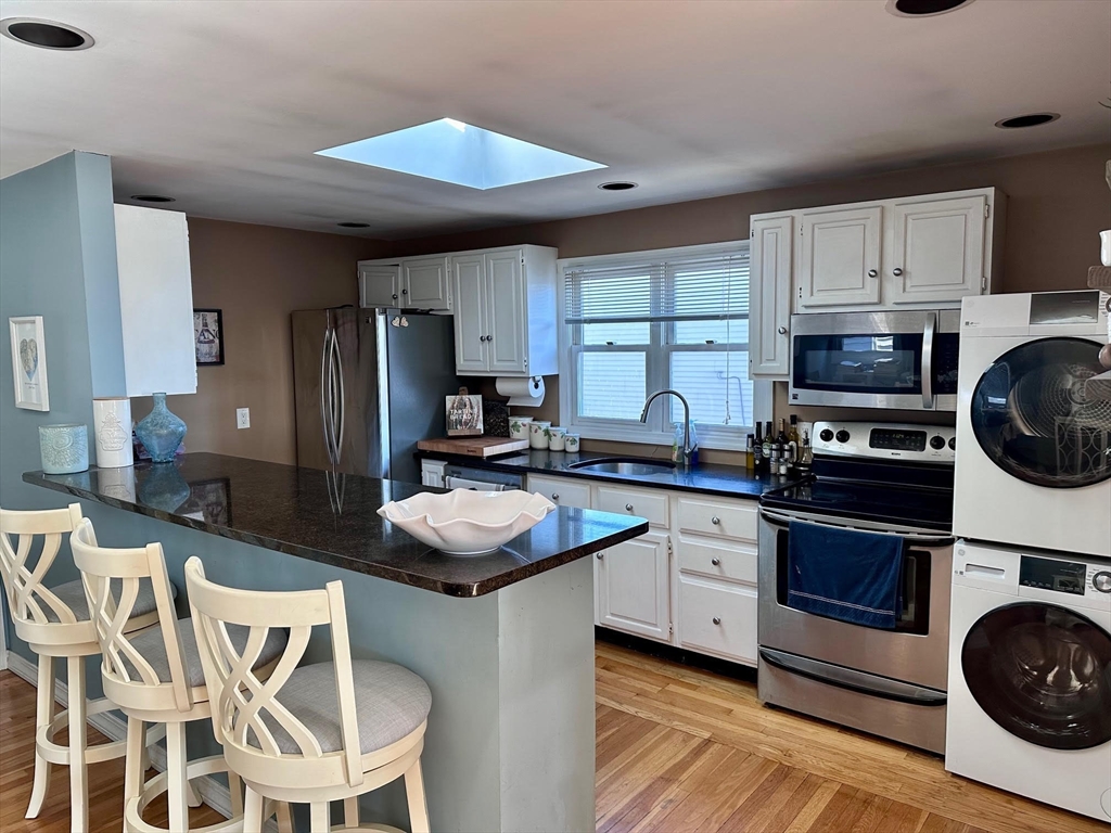 1 bed, 1 bath apartment for rent at 589 East 8th St Unit 3, South Boston — photo 6 of 16