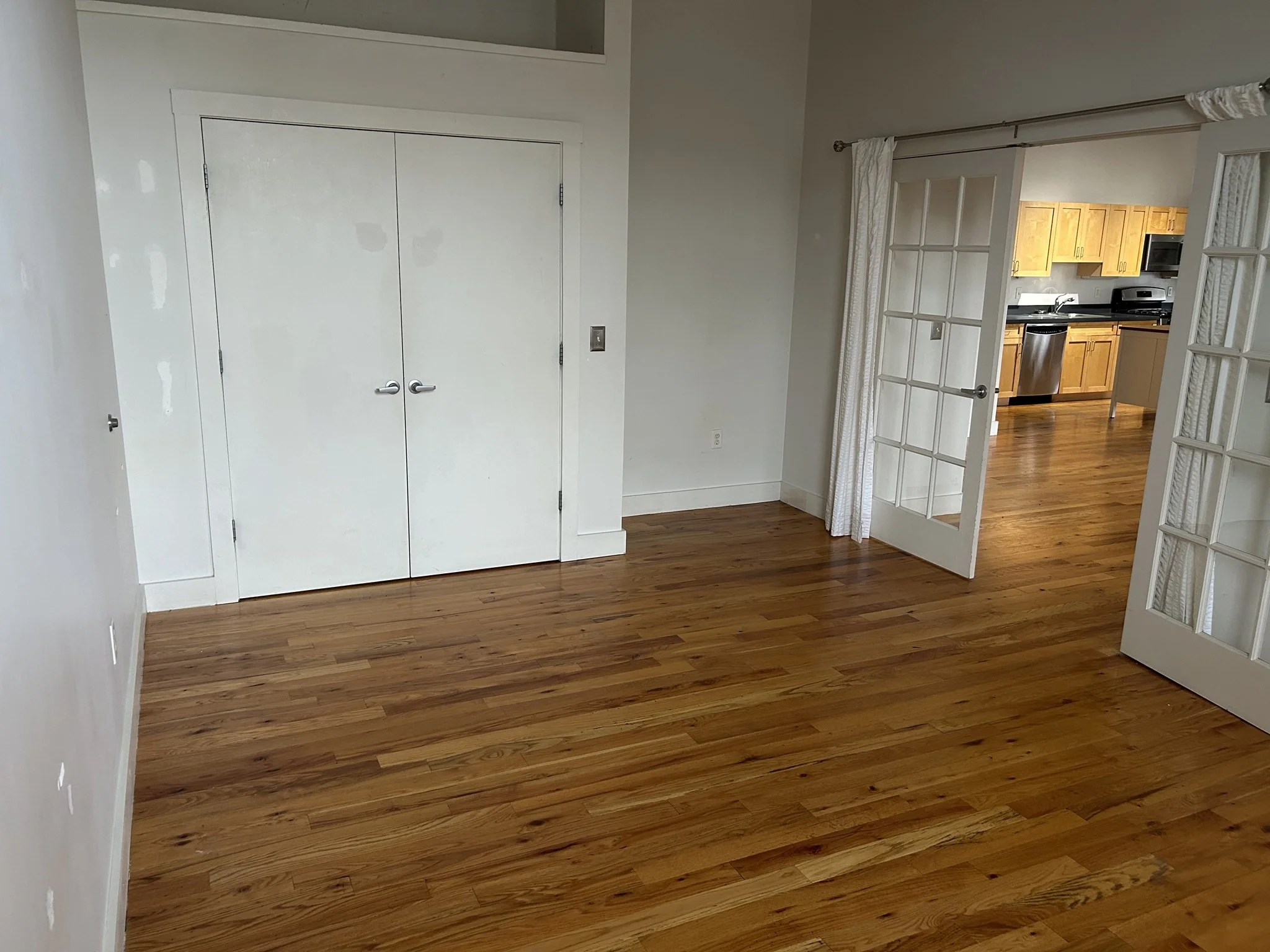 2 bed, 1 bath apartment for rent at 589 Essex St Unit 202, Lynn — photo 7 of 8