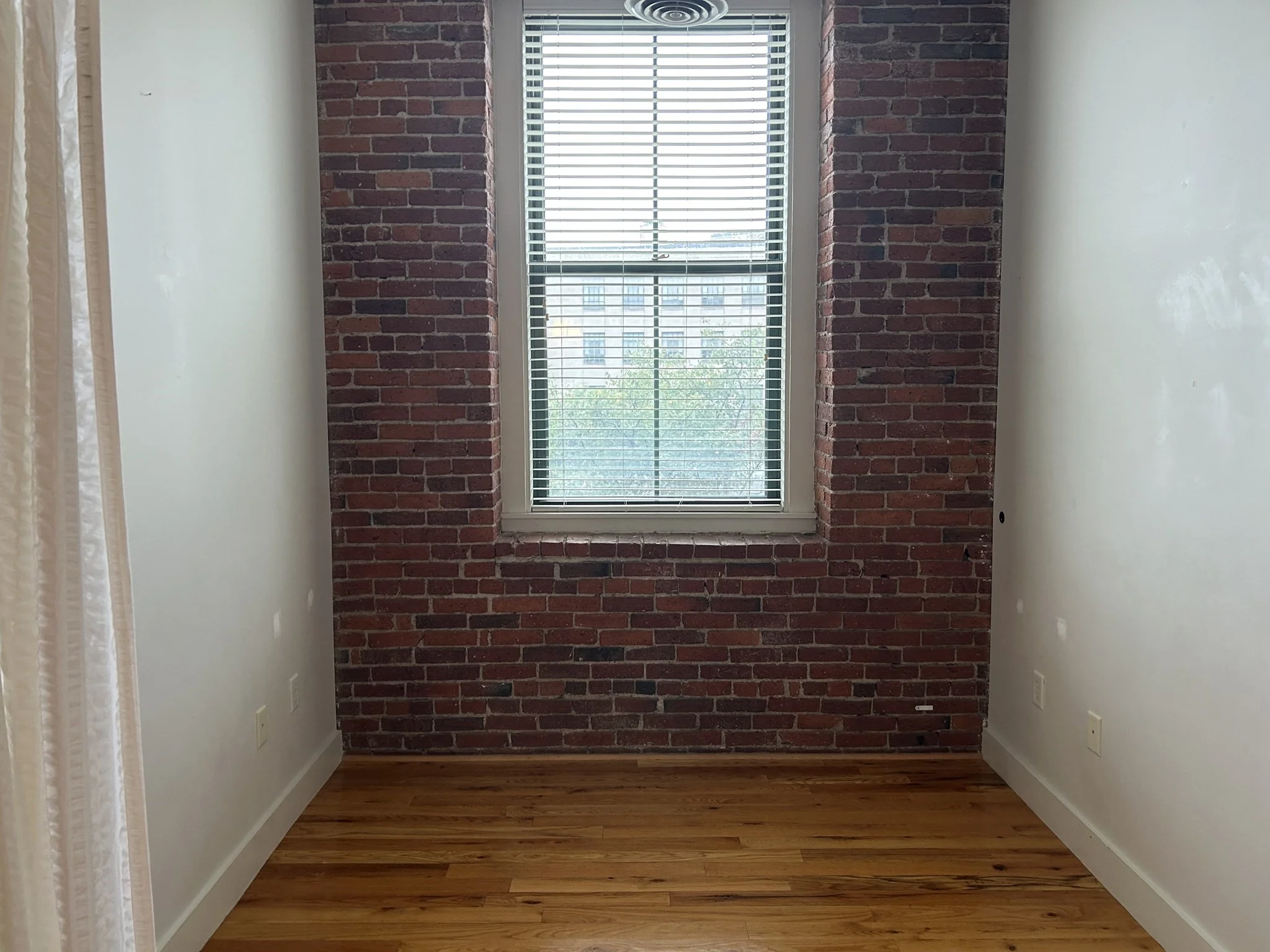 2 bed, 1 bath apartment for rent at 589 Essex St Unit 202, Lynn — photo 6 of 8