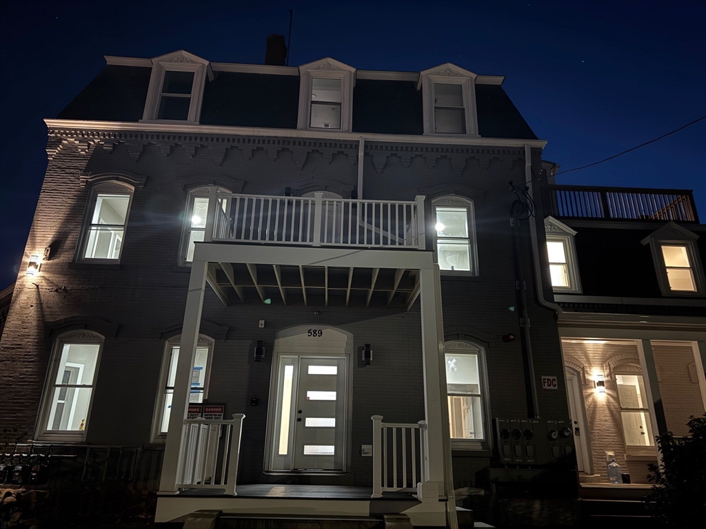 2 bed, 2 bath apartment for rent at 589 Haverhill St Unit 3, Lawrence — photo 10 of 11