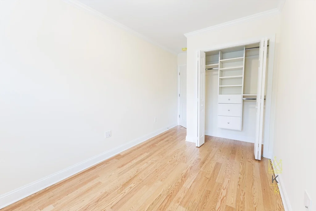 2 bed, 1 bath apartment for rent at 589 Vfw Pkwa Unit V-589, West Roxbury — photo 9 of 15