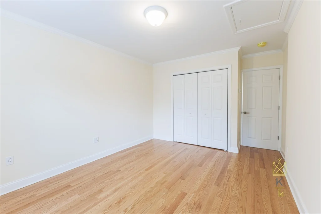 2 bed, 1 bath apartment for rent at 589 Vfw Pkwa Unit V-589, West Roxbury — photo 13 of 15