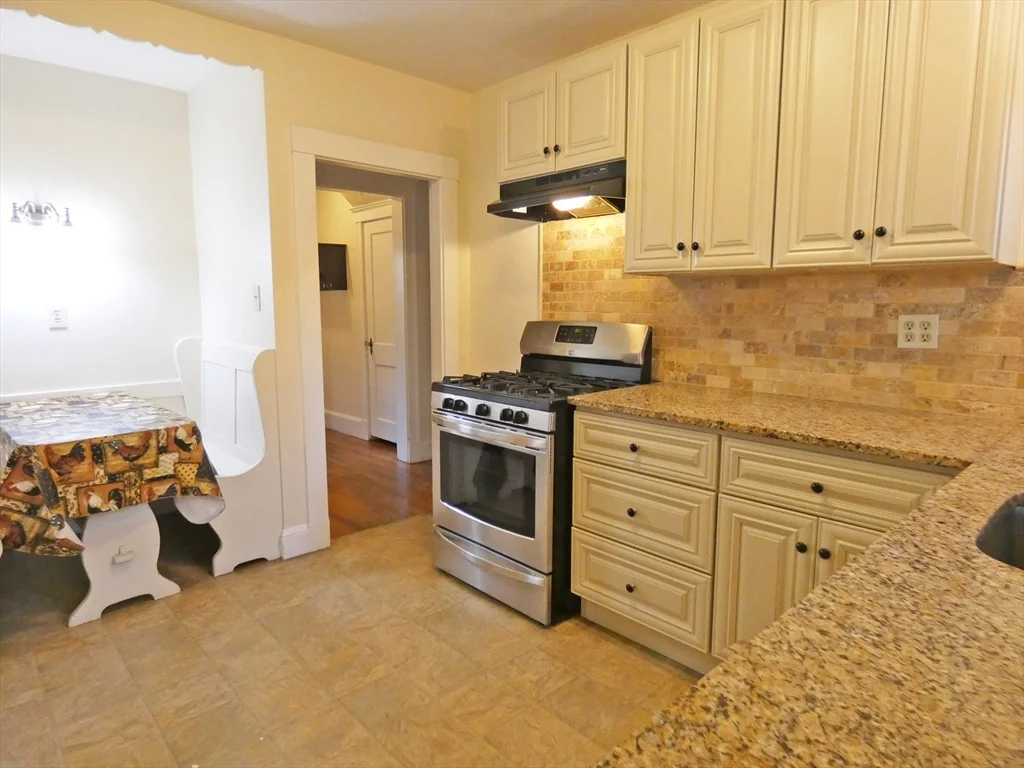 2 bed, 1 bath apartment for rent at 59-61 Athelstane Rd Unit 59, Newton Centre — photo 2 of 11