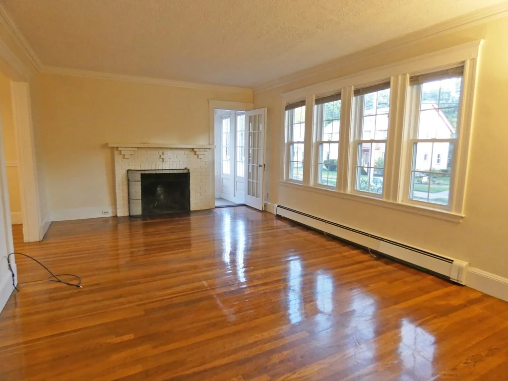 2 bed, 1 bath apartment for rent at 59-61 Athelstane Rd Unit 59, Newton Centre — photo 5 of 11