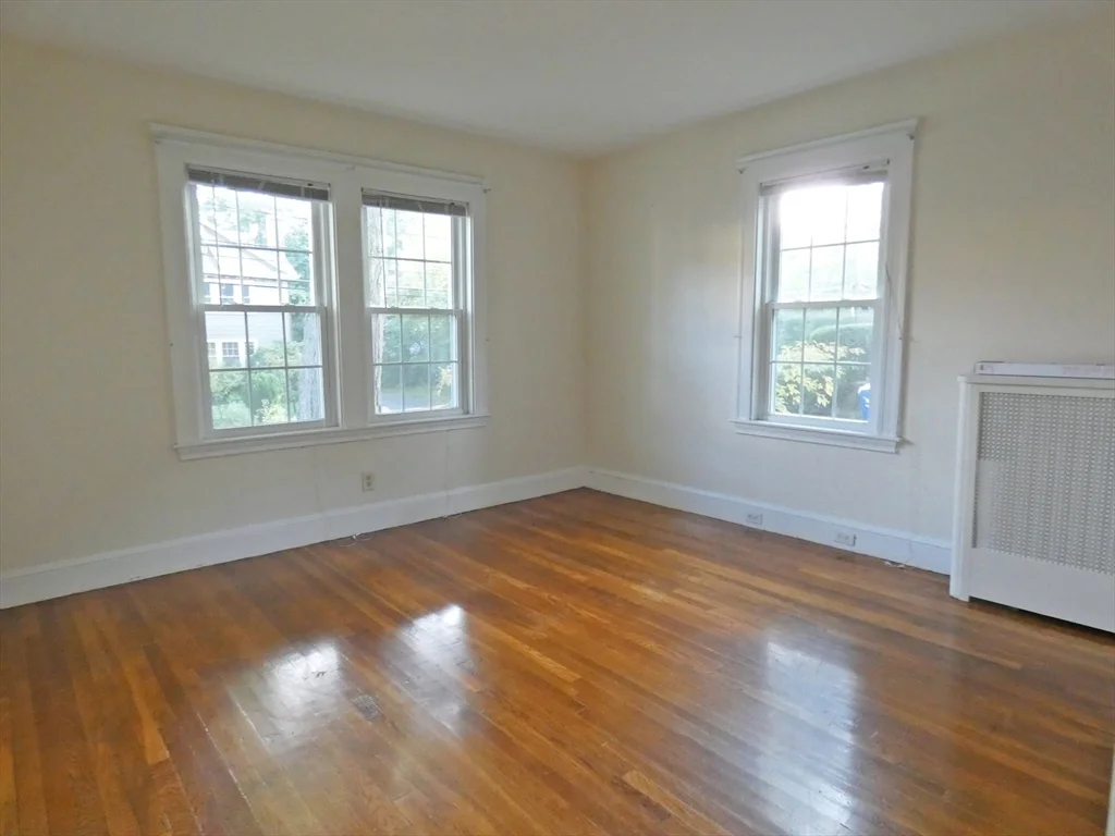 2 bed, 1 bath apartment for rent at 59-61 Athelstane Rd Unit 59, Newton Centre — photo 10 of 11