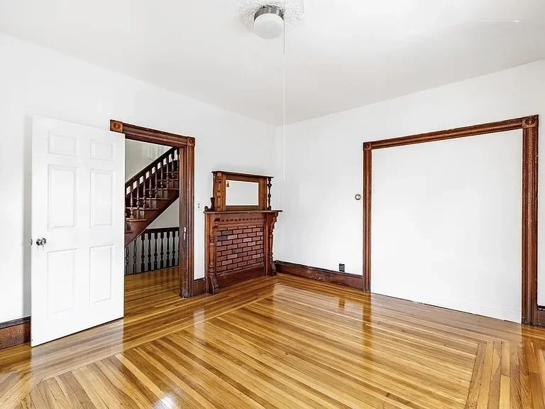 5 bed, 2 bath apartment for rent at 59 -61 Glenwood Unit 59, Magoun Square — photo 6 of 31