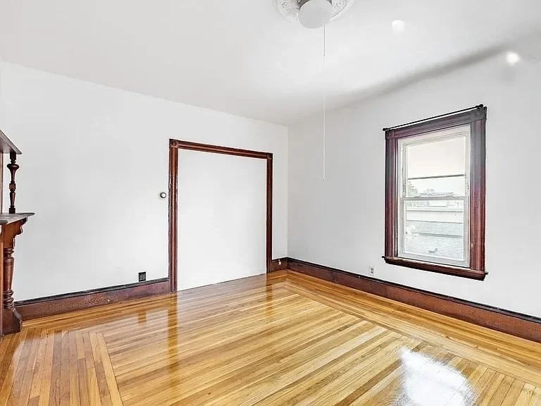 5 bed, 2 bath apartment for rent at 59 -61 Glenwood Unit 59, Magoun Square — photo 5 of 31