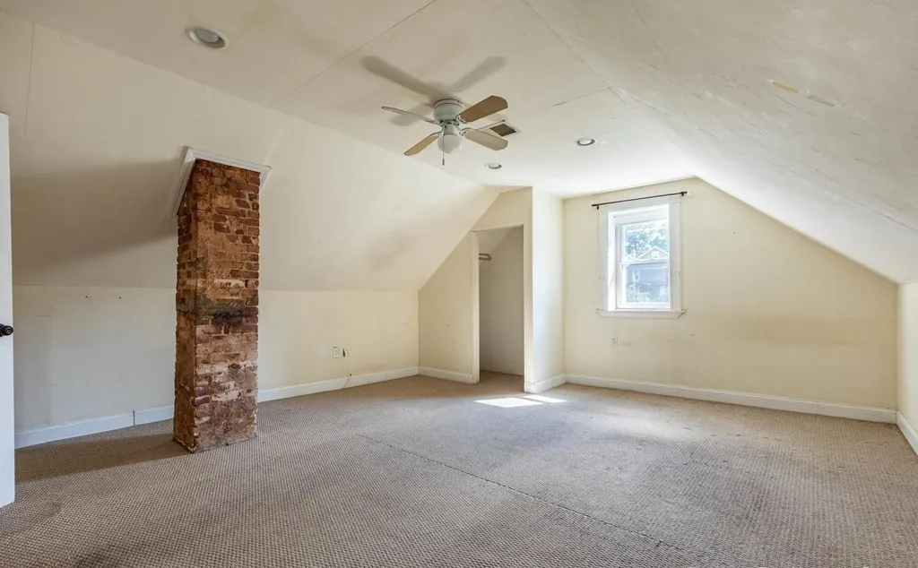 5 bed, 2 bath apartment for rent at 59-61 Hillside St Unit 3, Boston — photo 9 of 13