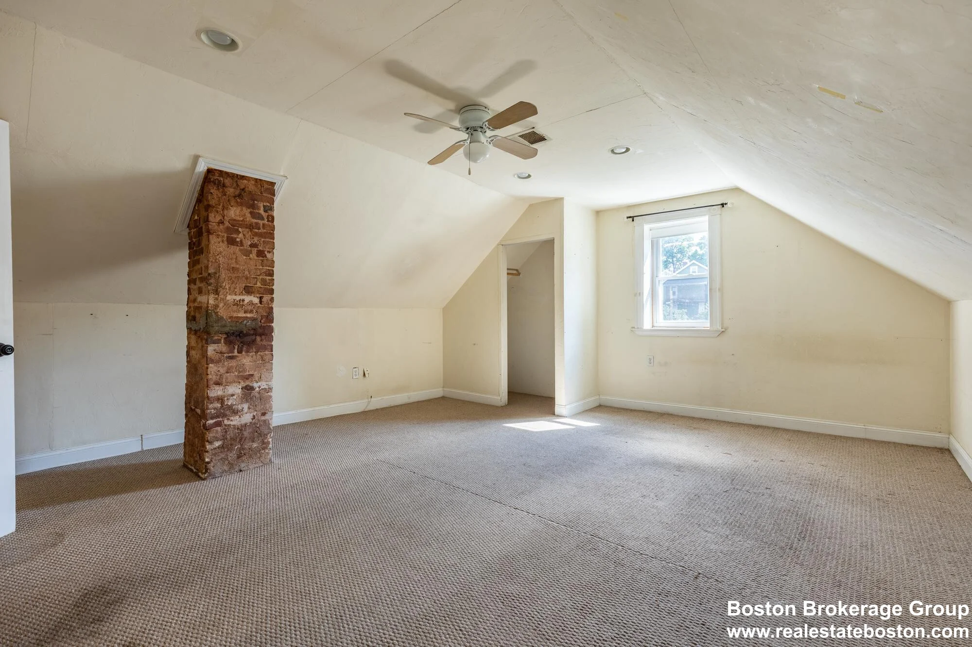 5 bed, 2 bath apartment for rent at 59-61 Hillside St Unit 3A, Mission Hill — photo 13 of 13
