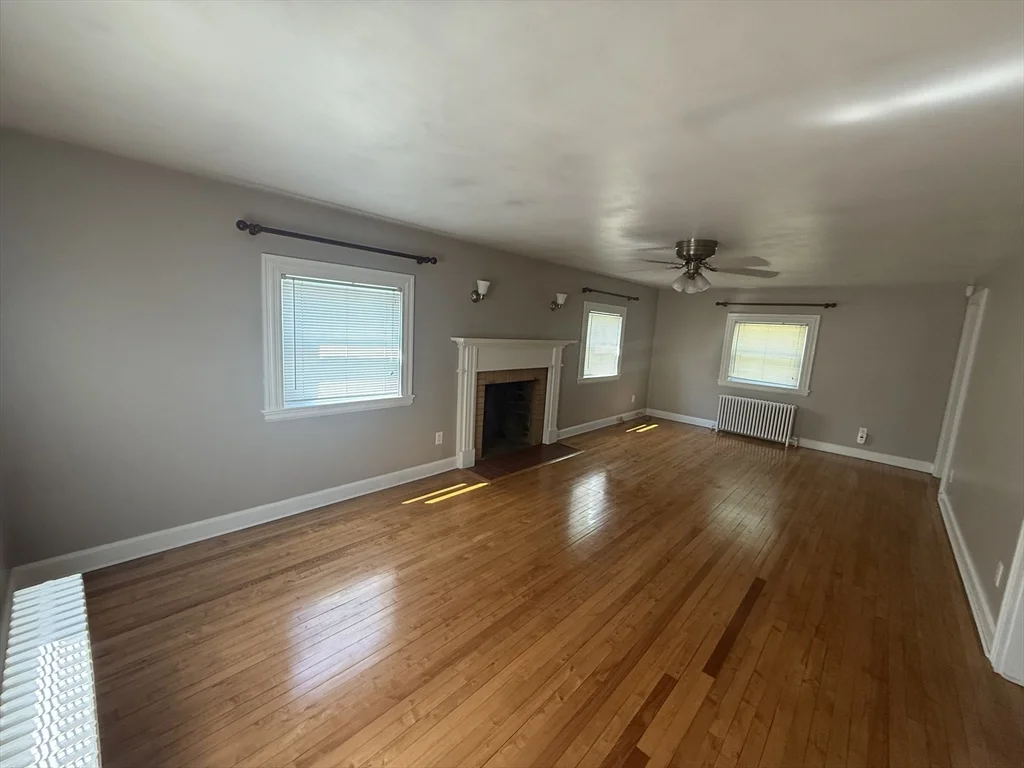 1 bed, 1 bath apartment for rent at 59 Anthony St Unit 1, Dartmouth — photo 7 of 12