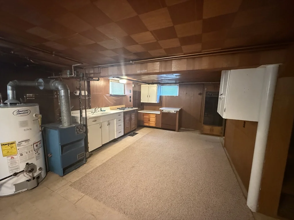 1 bed, 1 bath apartment for rent at 59 Anthony St Unit 1, Dartmouth — photo 11 of 12