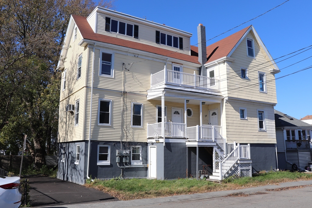 6 bed, 3 bath apartment for rent at 59 Arcadia St Unit B, Revere — photo 1 of 4