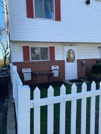 3 bed, 2 bath apartment for rent at 59 Bradstreet Ave Unit 59, Revere — photo 2 of 19