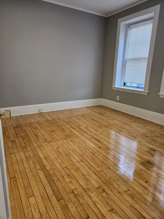 4 bed, 1 bath apartment for rent at 59 Brighton Ave Unit 1, Allston — photo 8 of 15
